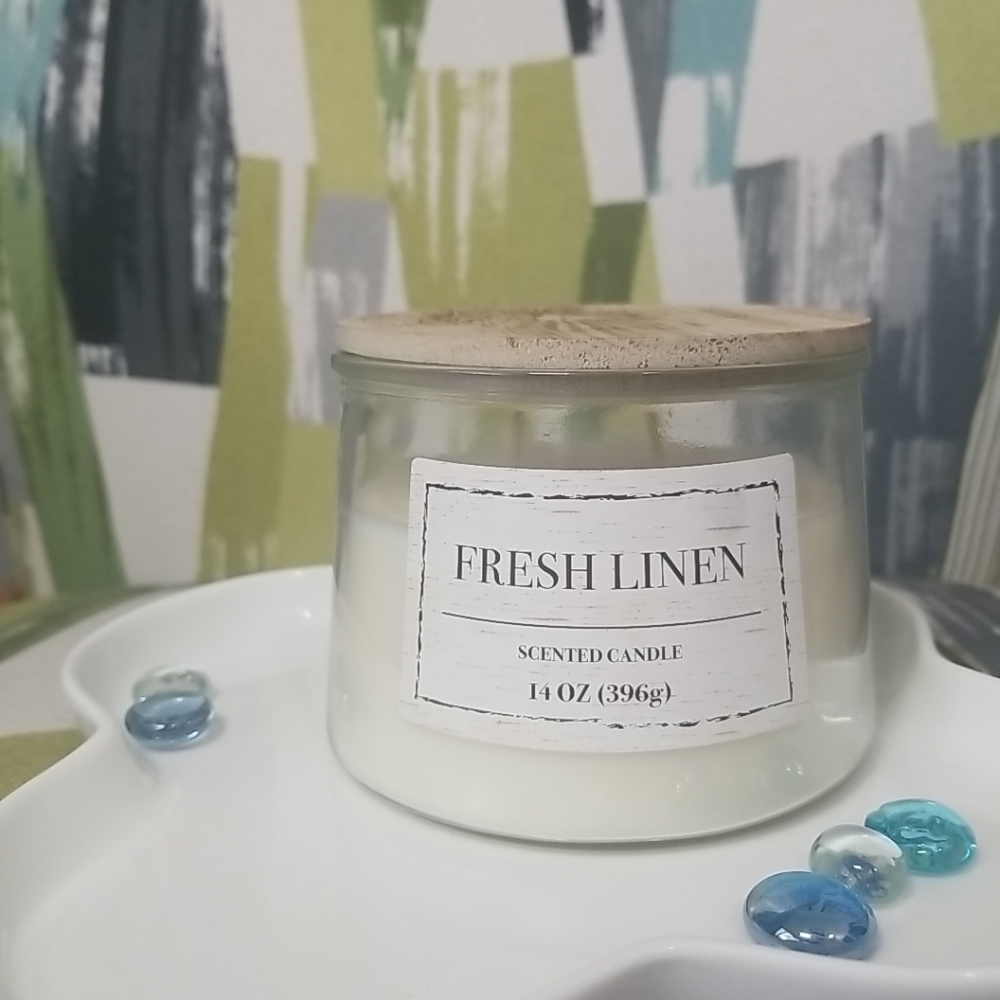 Fresh Llinen Scented Candle 14 oz